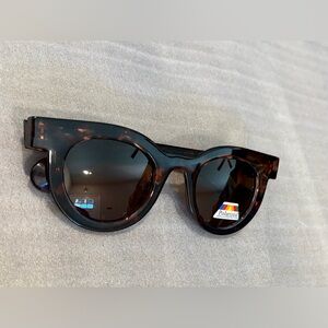 MILO | TORTOISE | GREEN POLARIZED LENS